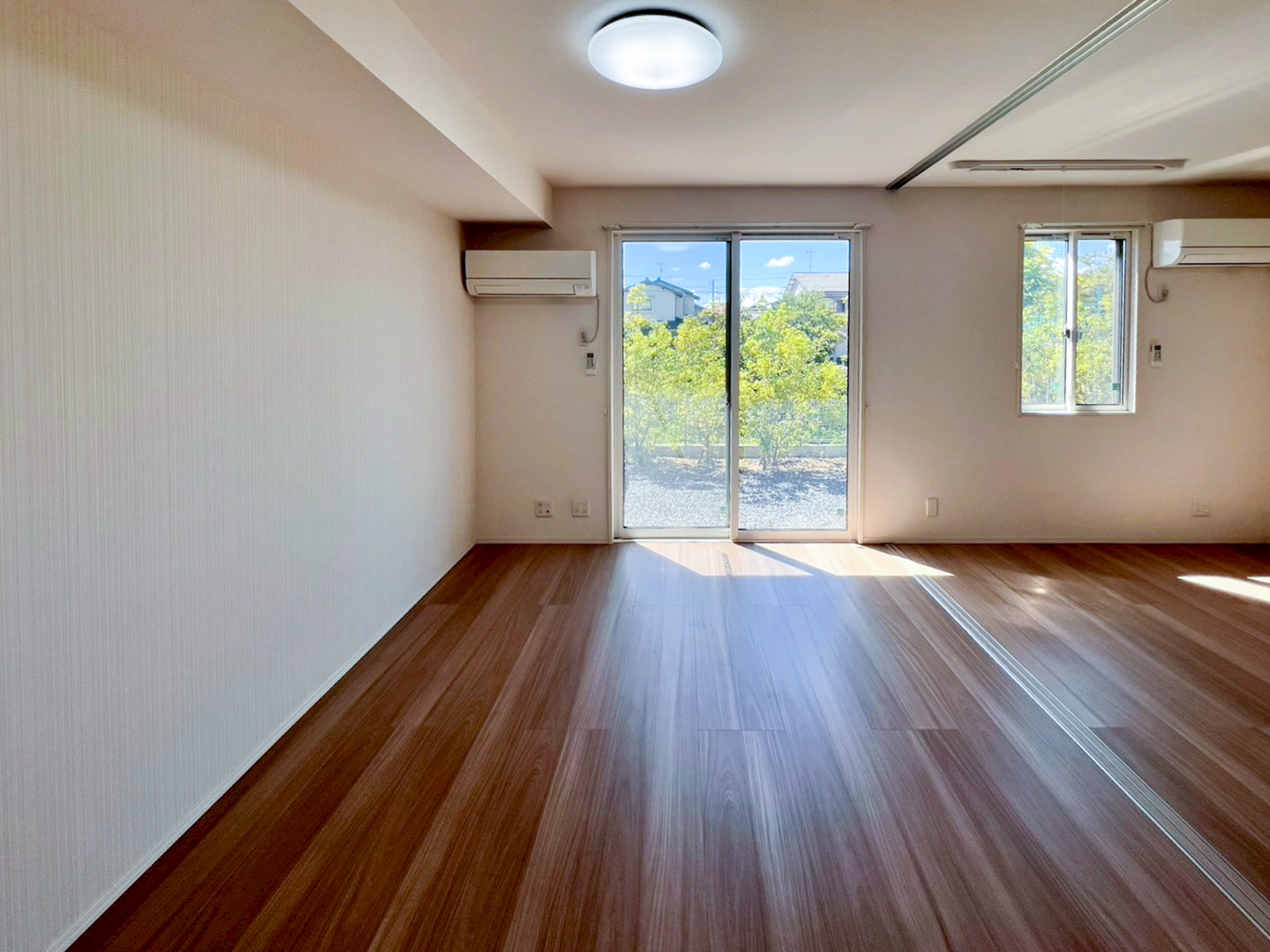 居室・リビング　※同一物件の別室写真になります