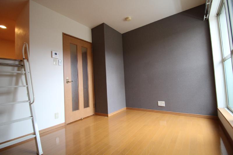 居室・リビング　使いやすい居間です