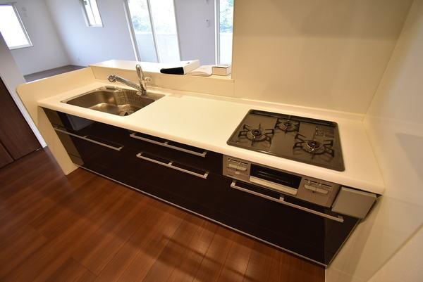 キッチン　同施工会社施工物件参考画像