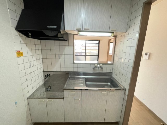 キッチン　別号室の写真です