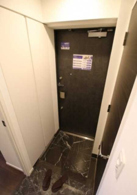 玄関　レジディア白金高輪II