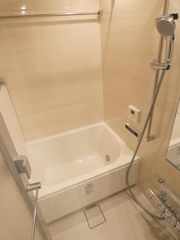 バス・シャワールーム　バス※別部屋参考写真