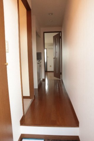 玄関　明るい玄関です