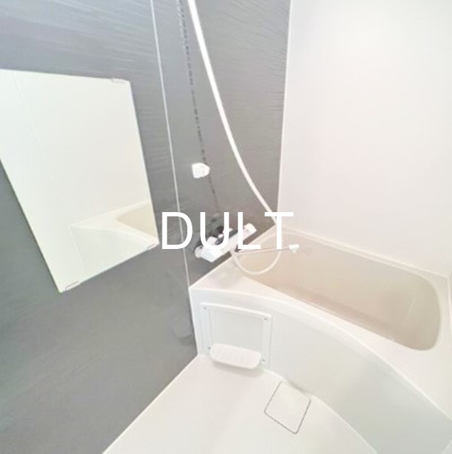 バス・シャワールーム　バスルームです。