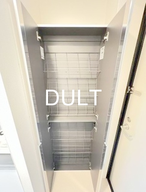 玄関　玄関です。