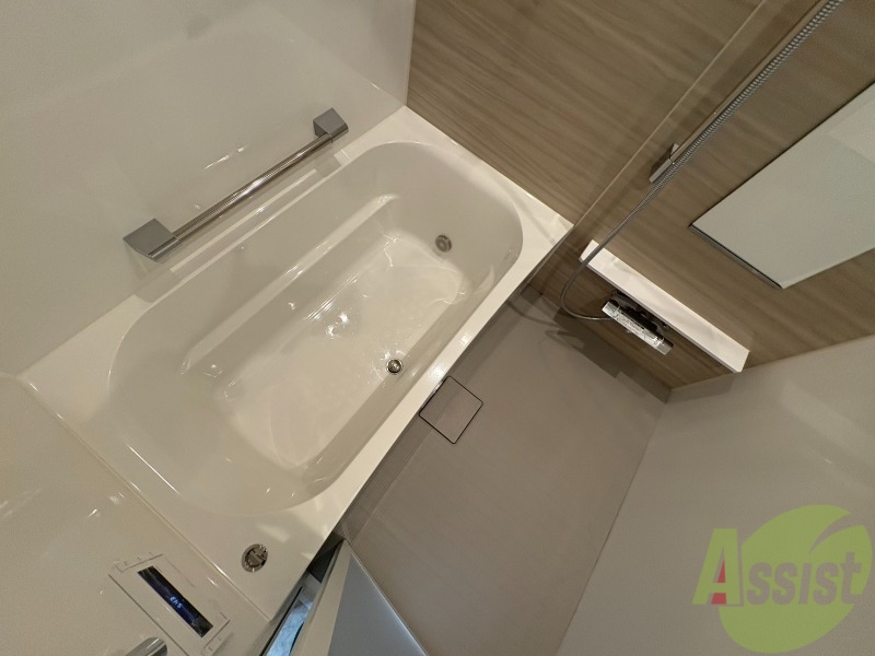 バス・シャワールーム　お風呂になります。一日の疲れを癒してくださいね。