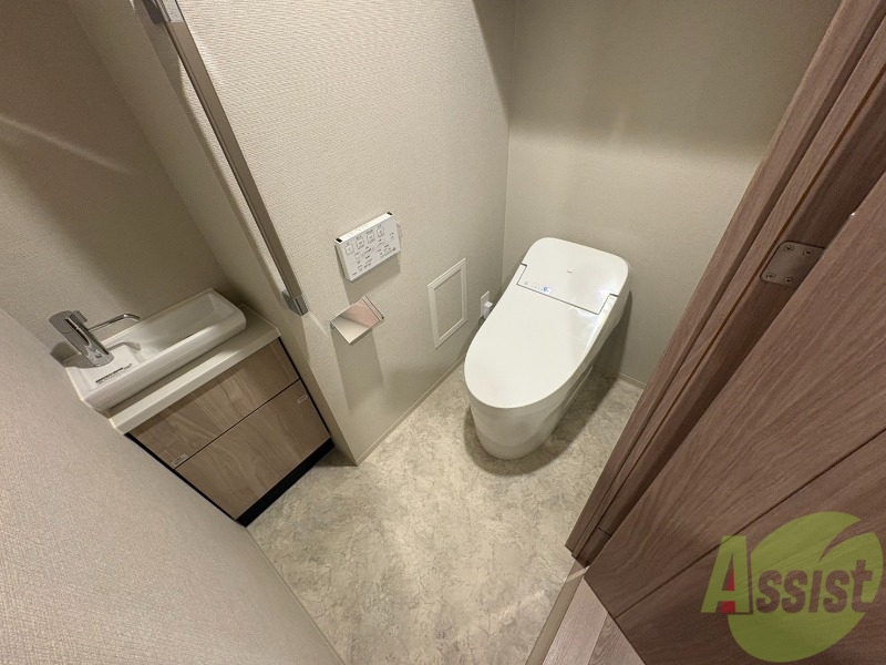 トイレ　シャワートイレ仕様です！今や欠かせません。