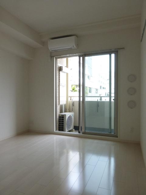 居室・リビング　居室