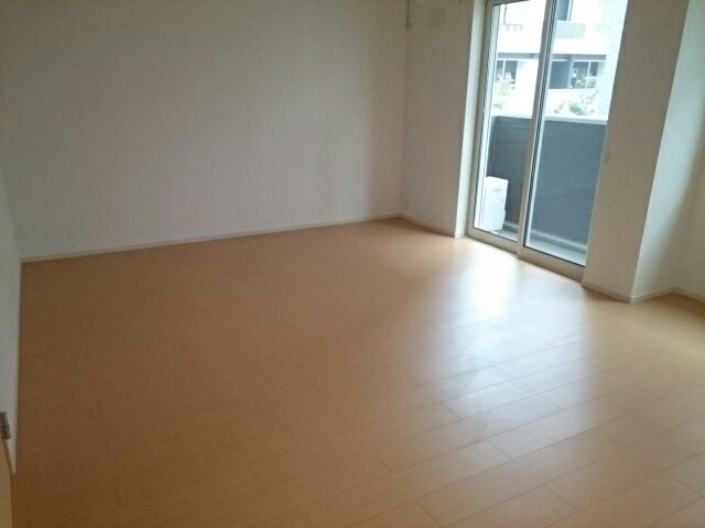 居室・リビング　こちらのリビングで趣味の時間をお楽しみください