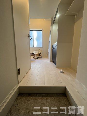 玄関　別号室イメージの為、現状を優先致します。