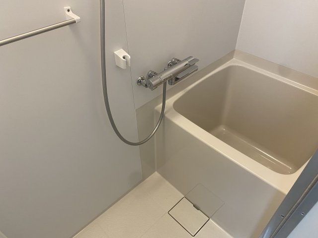 バス・シャワールーム　日々の暮らしに欠かせないお風呂です