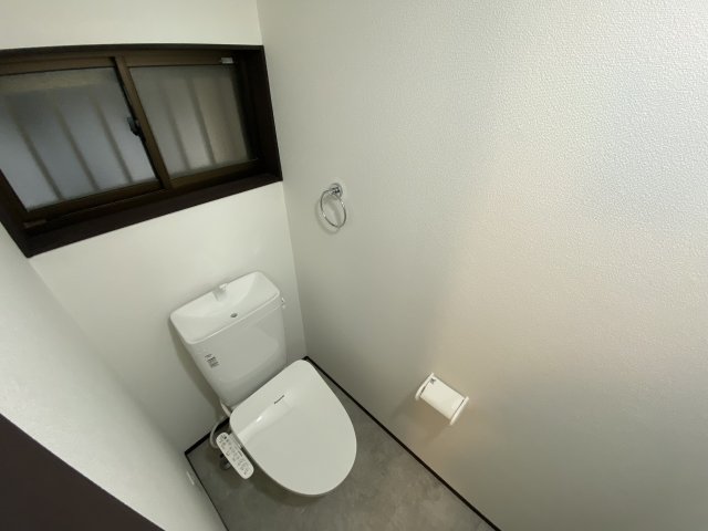 トイレ　コンパクトで使いやすいトイレです