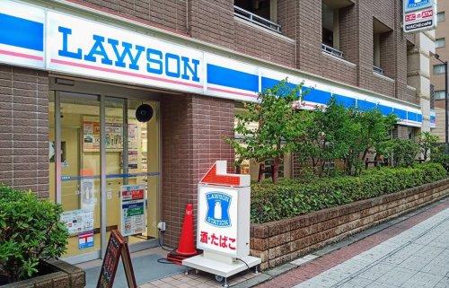 コンビニ　ローソン馬喰町駅前店（コンビニ）まで141m