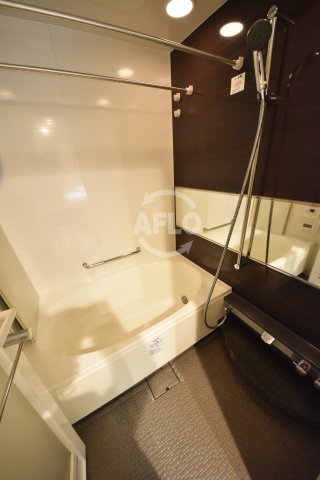 バス・シャワールーム　大阪ひびきの街ザ・サンクタスタワー　浴室