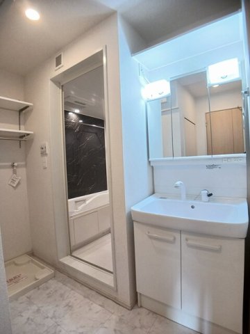 洗面設備　脱衣スペースもあります