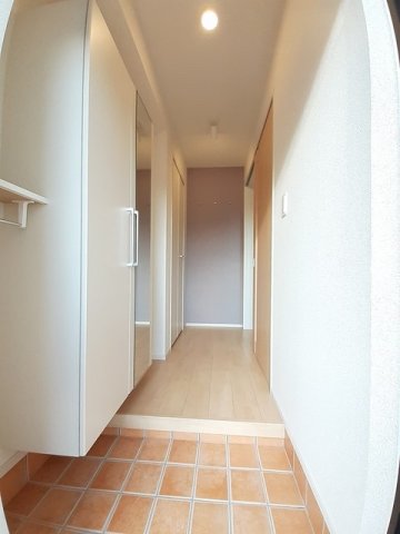 玄関　明るい玄関です