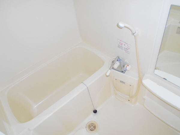 バス・シャワールーム　バストイレ別