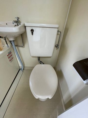 トイレ　トイレ