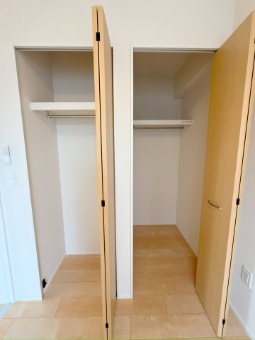 収納　洋室４帖のクローゼット