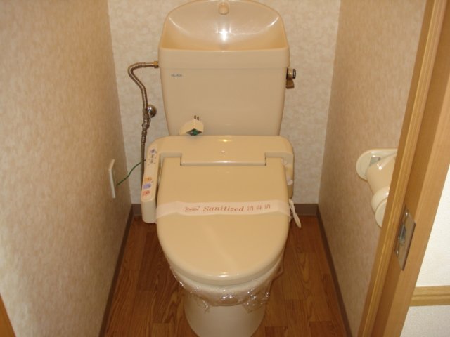 トイレ　シャワー付トイレ（イメージ）