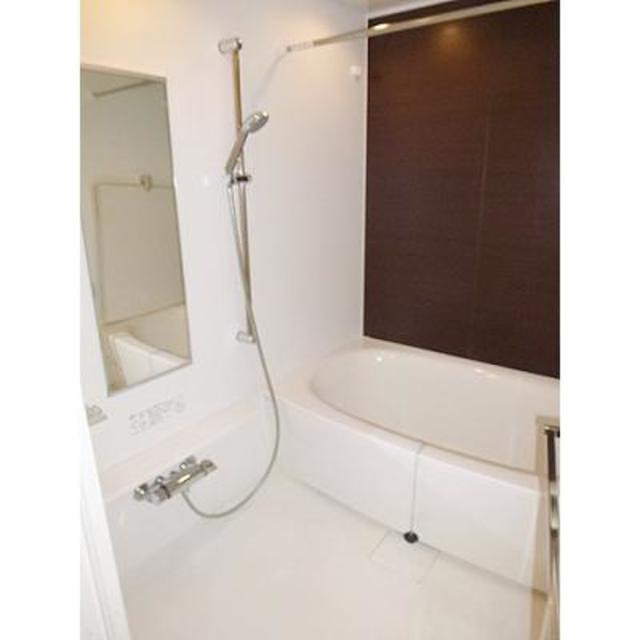 バス・シャワールーム　※写真は同タイプ住戸です。