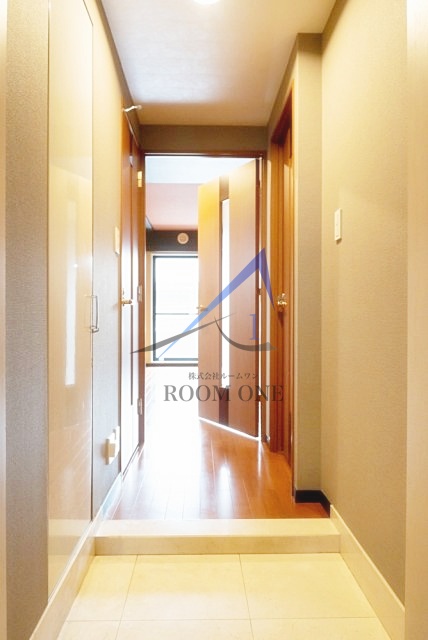 玄関　玄関です。