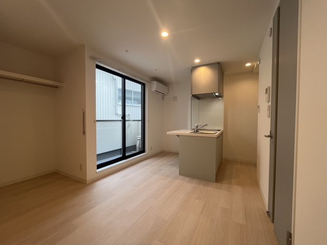 その他部屋・スペース　白を基調としたお部屋で清潔感があります！