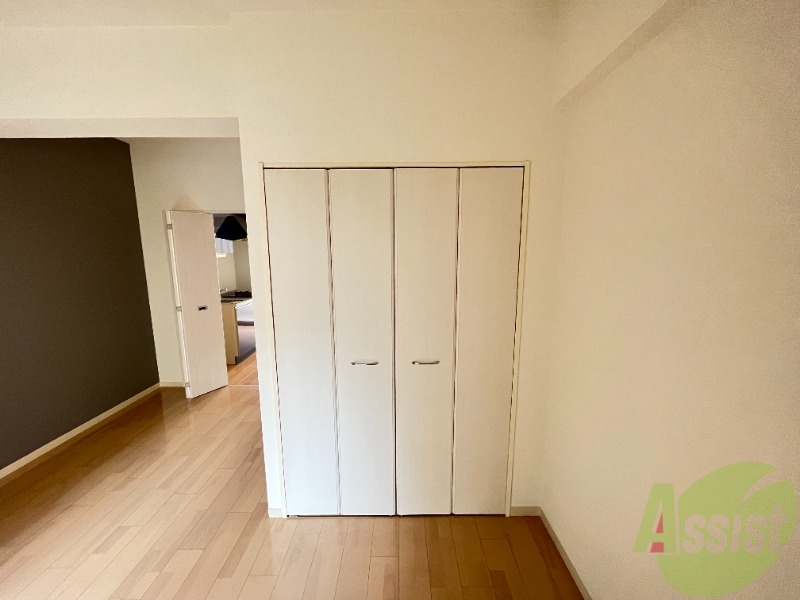 収納　収納はこちらのクローゼットをご利用いただけますよ。