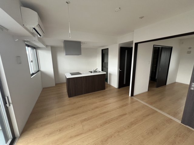 居室・リビング　別室写真