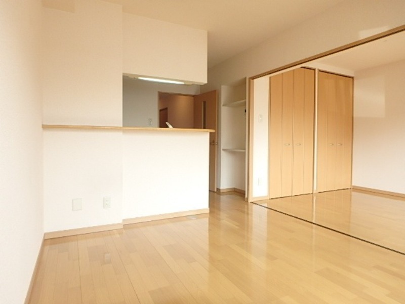 居室・リビング　図面と現状に相違がある場合には現状を優先