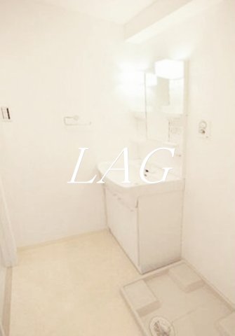 洗面設備　独立洗面台です。