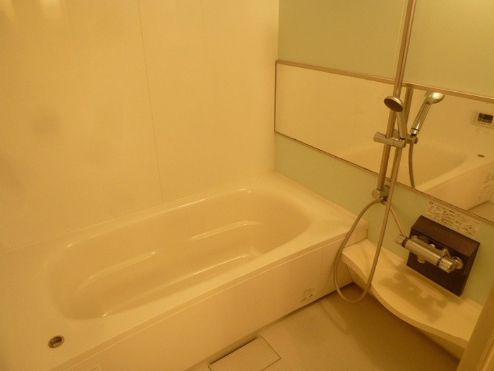 バス・シャワールーム　他部屋参考写真