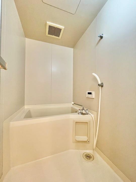 バス・シャワールーム　追い焚き機能付き