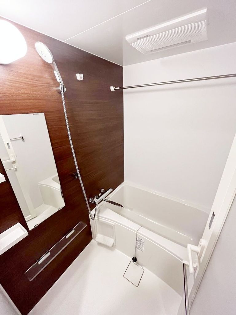 バス・シャワールーム　バス