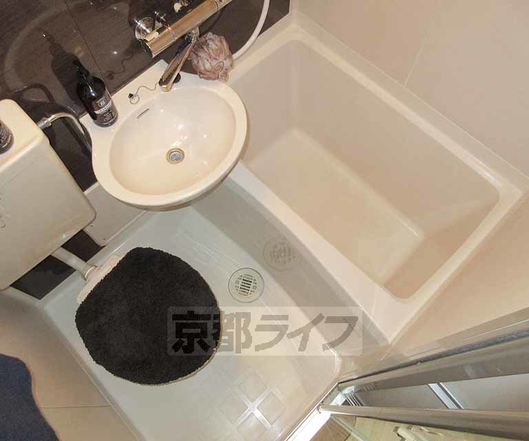 バス・シャワールーム　掃除の楽なＵＢタイプです！