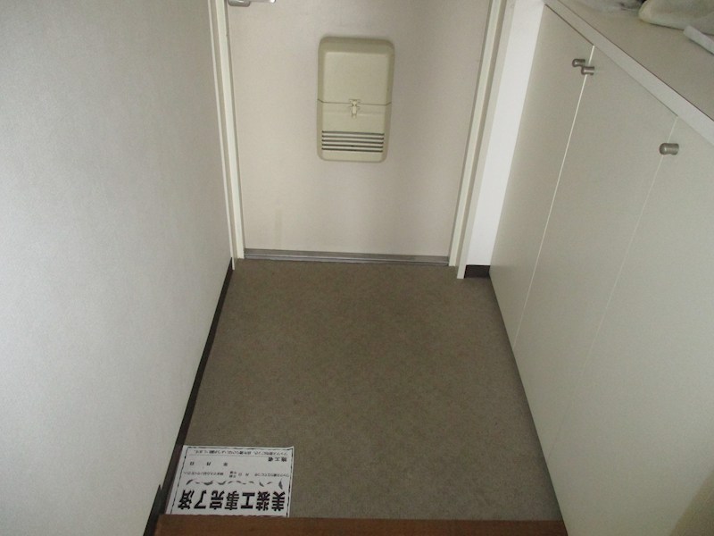 玄関　現況優先