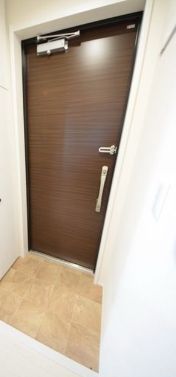 玄関　ラシーネ荻窪