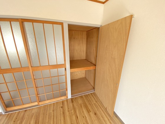 収納　※別部屋の写真です