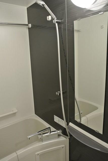 バス・シャワールーム　☆ゆったりくつろげるお風呂☆