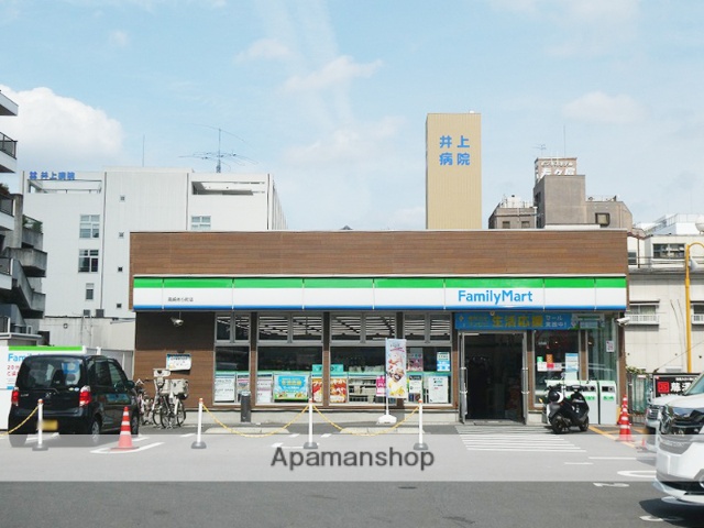 コンビニ　ファミリーマート（コンビニ）まで515m