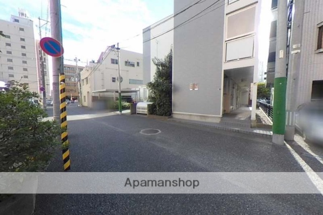 その他　前面道路（その他）まで0m