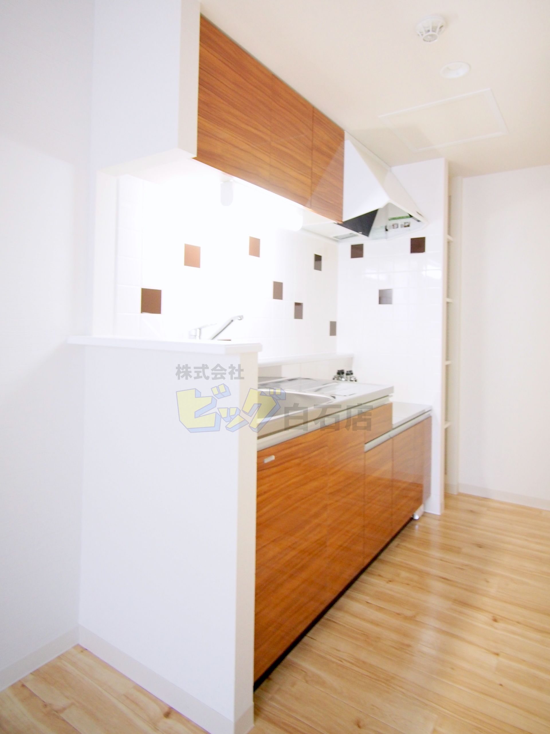 キッチン　人気の独立タイプのキッチンです♪