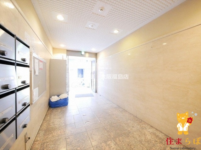 エントランス　共用部の印象も大切に