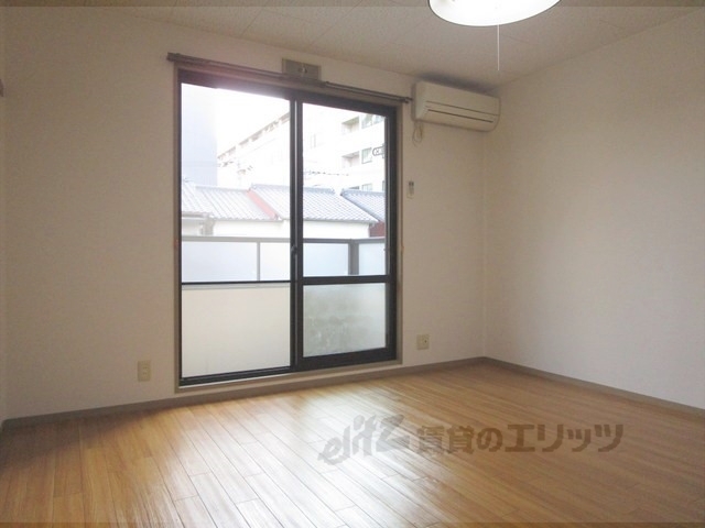 居室・リビング　洋室