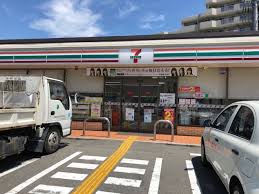 コンビニ　セブンイレブン 堺東上野芝町2丁店（コンビニ）まで533m