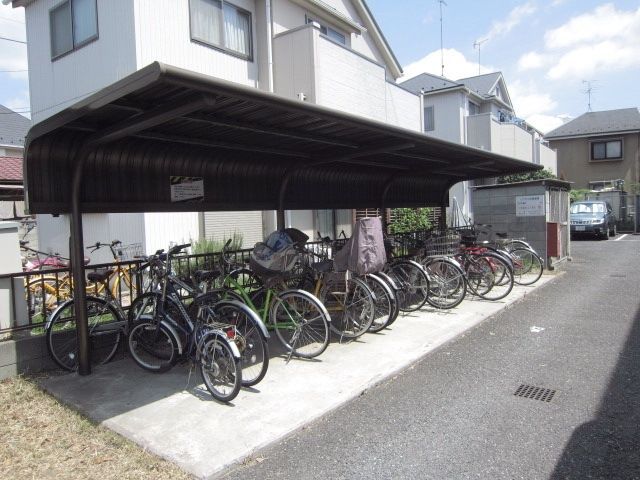 その他共有部分　★屋根付きの駐輪場あります★