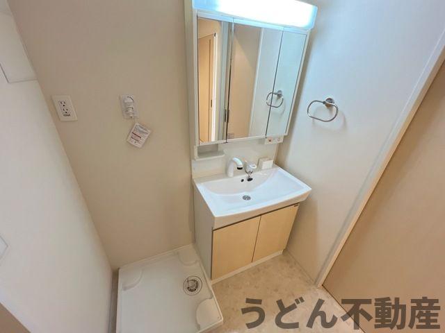 洗面設備　うどん県のお部屋探しはうどん不動産へ うどんちゃんとLINE