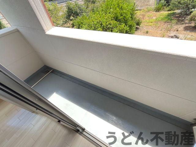 バルコニー　うどん県のお部屋探しはうどん不動産へ うどんちゃんとLINE