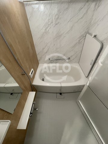 バス・シャワールーム　アーバンドルフ天満　浴室