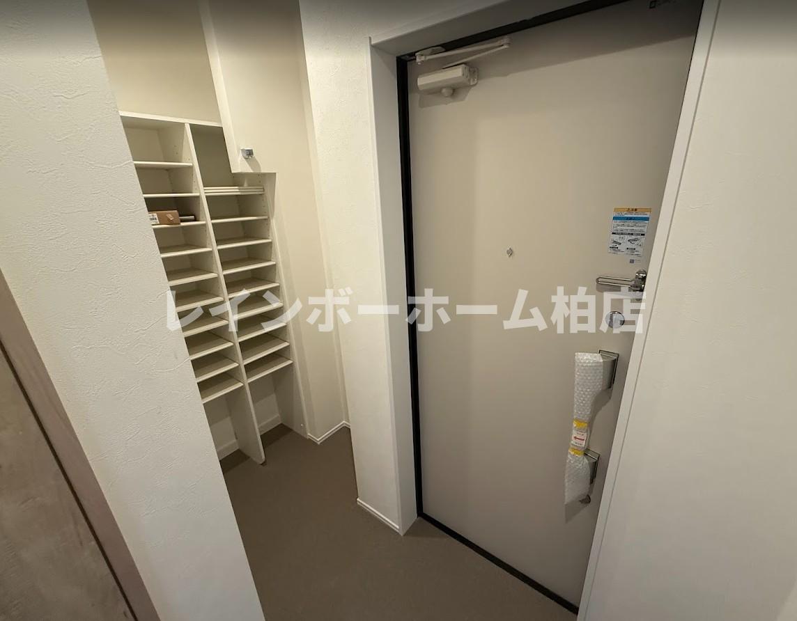 玄関　シンプルで使いやすい玄関です